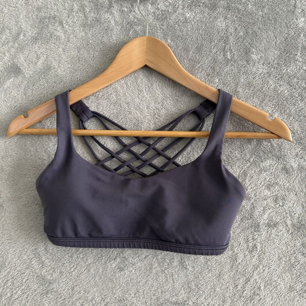 Lululemon Free To Be Wild Bra Womens 4 Nightfall A/B Cup Strappy Back Mesh